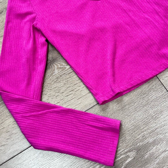 Bozzolo Hot Pink V-Neck Crop Top Y2K Style - Picture 6 of 10